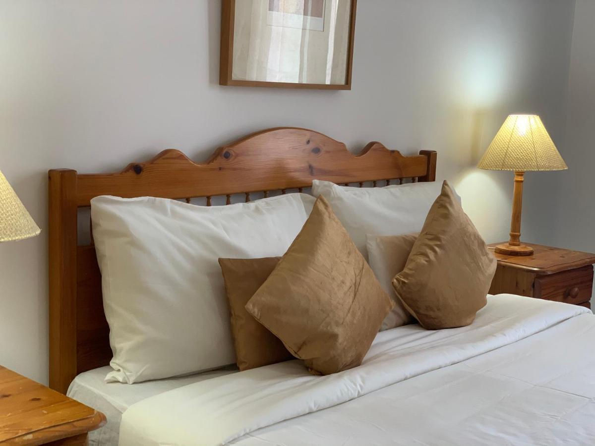 Tal-Mirakli Apartment Gharb  Bagian luar foto