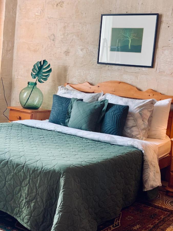 Tal-Mirakli Apartment Gharb  Bagian luar foto