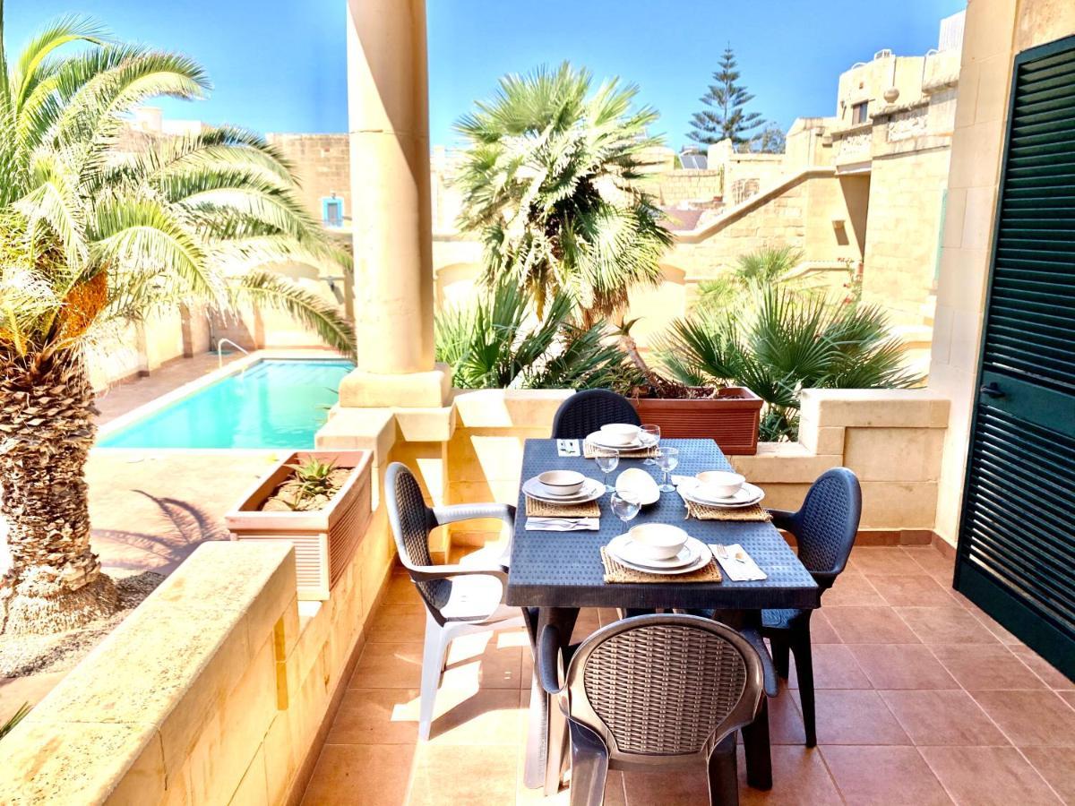 Tal-Mirakli Apartment Gharb  Bagian luar foto