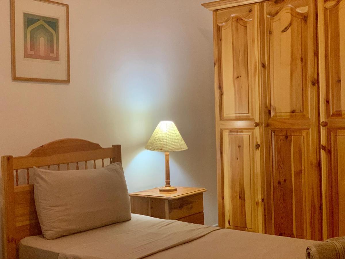 Tal-Mirakli Apartment Gharb  Bagian luar foto